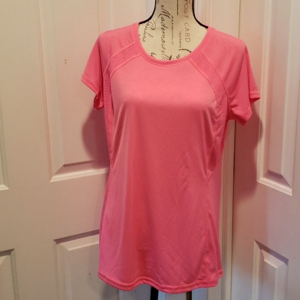 NWOT ladies top